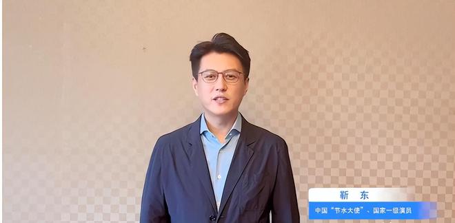 加完两会就又获“新身份”网友：当仁不让j9九游会网站入口厉害！48岁靳东刚参(图23)