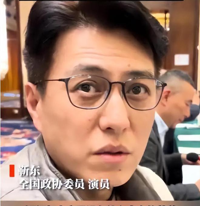 加完两会就又获“新身份”网友：当仁不让j9九游会网站入口厉害！48岁靳东刚参(图30)